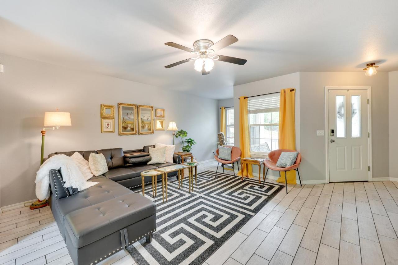 Peaceful Rogers Home Near Beaver Lake! Bagian luar foto